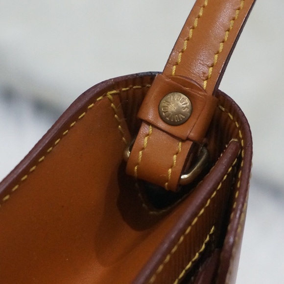 ‼️FREE SHIPPING LV Epi Sellier Dragonne Clutch - Picture 6 of 9